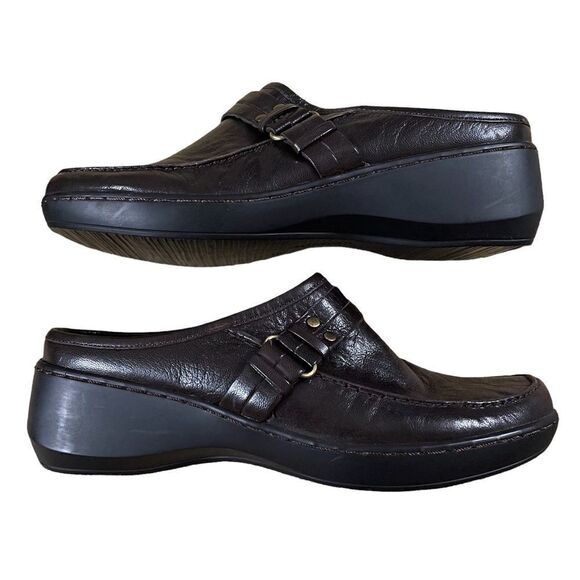 Easy Spirit ~ Brown Esdetrick Leather Clogs ~ Size 7 - Picture 5 of 8